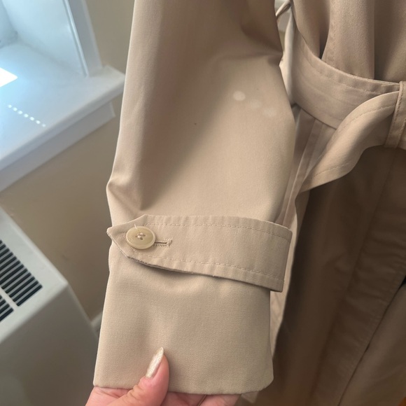 London fog tan trench coat size regular 8 - Picture 3 of 16